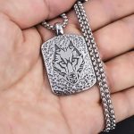 color: Wolf Head + Steel Chain
