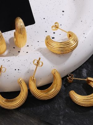 Hong Kong Retro Design Striped C- Shaped Earrings Stainless Steel 18K Gold Plating All-Match Simple Earrings