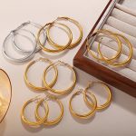 New Large Circle Earrings Light Luxury and Simplicity Advanced Earrings Simple Bracelet Personality All-Match