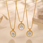 Simple round Brand Fritillary Zircon-Inlaid Pendant Necklace Stainless Steel Temperament Wild Commuter Clavicle Chain