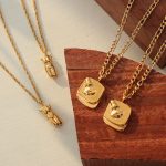 Portrait Figure Square Plate Pendant Necklace Detachable Jewelry Stainless Steel Plated 18K Real Gold Twin Personality Fashion
