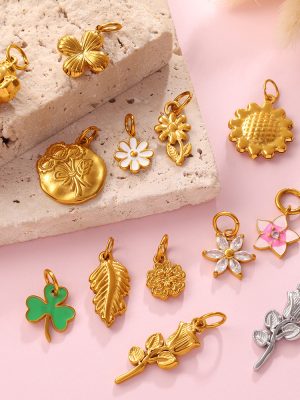 Small Fresh Flower Pendant Collection Exquisite Small Rose Sunflower Shape Bracelet Necklace Pendant