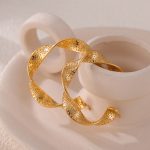 Personalized Hip Hop Simple Texture Ear Ring Ribbon Twist Design Stainless Steel Gold Plated All-Match Earrings