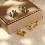 INS Oval Multi-Layer Stainless Steel Earrings Simple and Light Luxury Plated 18K Women's Non-Fading Earrings