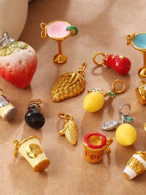 Three-Dimensional Coffee Cup Cocktail Glass Various Shapes DIY Pendant Non-Fading Creative Ornament Accessories
