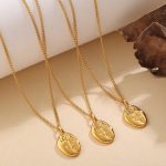 New Rose Irregular Oval Pendant Necklace Stainless Steel 18K Gold Plated Light Luxury Clavicle Chain