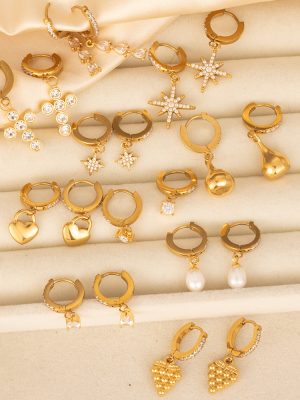 Retro Stainless Steel Rhinestone Pearl Pendant Earrings Women's Versatile Earrings 2026 Growth Hot Words