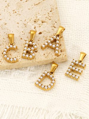 26 Letters Stainless Steel All-Match Pearl Pendant Women's Simple and Light Luxury Necklace Ornament