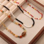 New Retro Affordable Luxury Stainless Steel Gold-Plated Natural Stone Agate Handmade Beaded Necklace Ornament