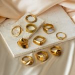 All-Match Stainless Steel Diamond-Studded Ring Retro Exquisite Women's Advanced 18K Bracelet
