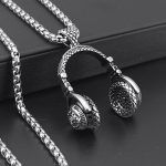 color: Earphone + Stainless Steel Chain
