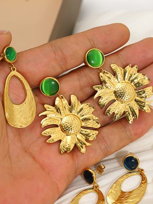 Stainless Steel Earrings Retro Temperament Design Sunflower Ear Studs Earrings for Women