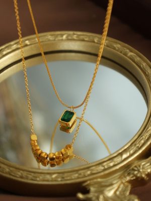 Design Emerald Vintage Zircon Pendant 18K Gold Plating Simple Square Wealth Comes from Every Direction Double-Layer Clavicle Chain