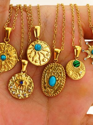 Vintage Turquoise Stainless Steel Necklace Mid-Ancient Simple Temperamental All-Match Light Luxury Pendant