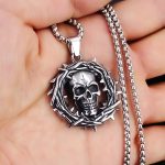 color: Skull Ring + Steel Chain