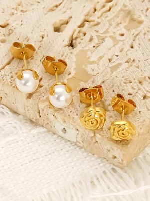 Rose Stud Earrings Female French Style Delicate Earrings Design All-Match Ear Jewelry