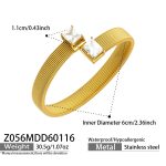 color: Z056-Gold Bangle