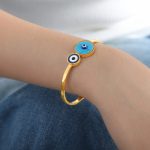 color: Z289-Gold Bangle