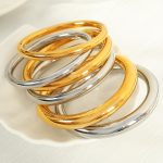 Classic Simple Bracelet Glossy Bracelet for Women Light Luxury Cold Bracelet Plated 18K Gold Big Gas All-Match Jewelry for Women