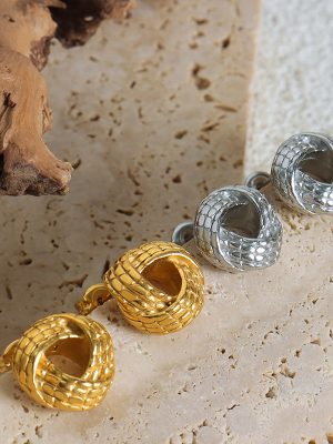 Simple Mobius with Dignified Hollow Exquisite Artistic Retro Design Stainless Steel Earrings Female Accessories