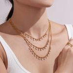Exquisite Small Triangle Tassel Inlaid Small Diamond Collarbone Necklace Bracelet Light Luxury Stainless Steel Jewelry Set
