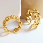 Cool Personality All-Match Simple Chain Hollow Twist Open-End Stainless Steel Ring A110