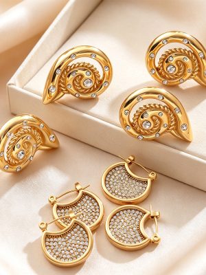 Mild Luxury Retro Diamond-Embedded Three-Dimensional Spiral Crescent Shape Earrings Stainless Steel 18K Gold Plating High-Grade Earrings