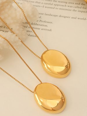 Simple All-Match Artistic Retro Geometric Oval Pendant Necklace Stainless Steel Gold-Plated Elegant Jewelry
