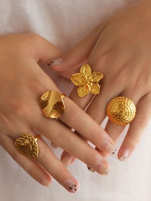 Retro Gold Open Mouth Stainless Steel Flower Ring Women's Simple 18K Design Hydraulic Heart
