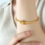 color: Z128-Thick Style Gold Bangle