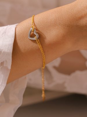 Marka French Hollow Heart Bracelet Stainless Steel Plated 18K Real Gold Simple Temperament Hand Jewelry