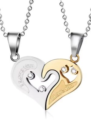 New light-luxury heart pendant necklace, high-end design for couples, personalized sweater chain necklace.