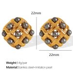 color: EH583 Black Bead Gold Earrings