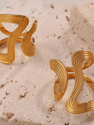 Stainless Steel Irregular Ring Advanced Light Luxury 18K Gold Plating Design Ring