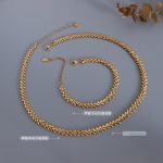 Marka Leaf Necklace Collarbone Necklace Bracelet Stainless Steel 18K Gold Accessories Set Jewelry Versatile Mori Pendant