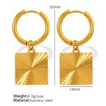 color: EH435 Gold Earrings