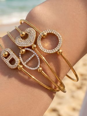 Diamond-Encrusted Ladies' Bracelet Geometric Design Ornament