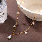 French Style Freshwater Pearl Pendant Necklace Stainless Steel 18K Gold Plating Tassel Clavicle Chain Jewelry Women