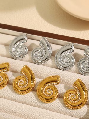 New Light Luxury High-Grade Conch Earrings Female Temperament 18K Gold Exaggerated Stainless Steel Earrings Earrings Earrings