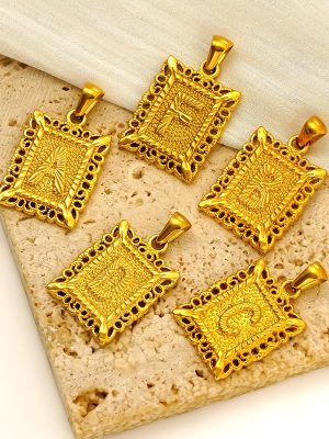 All-Match Stainless Steel 18K Gold Letter Necklace Women's Hollow Geometry Square Single Pendant