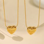 Women's Simple Design Stainless Steel 18K Gold-Plated Heart-Shaped Necklace Temperament Wild Clavicle Chain