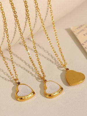 Simple Stainless Steel Necklace Heart Shell Pendant Female Plated 18K Tide Clavicle Chain