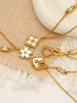 Geometric Heart Design Versatile Necklace for Women, Stylish Shell-Inlaid Clavicle Chain