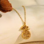 New Gold Money Bag Pendant Stainless Steel Necklace Retro Light Luxury Advanced Clavicle Chain Temperament Wild Necklace