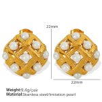 color: EH583 White Bead Gold Earrings
