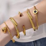 Environmentally Friendly Stainless Steel Geometric Open Bracelet Combination Plated 18K Real Gold Simple Bracelet