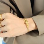 color: E197-Gold Bracelet -14+5cm