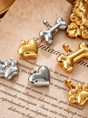 Sweet Cool Three-Dimensional Cat's Paw Bone Love Bikini Buckle Pendant 18K Gold Plating DIY All-Match Accessories