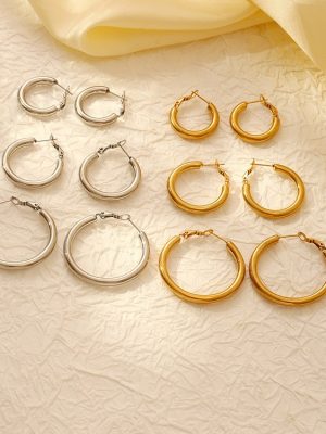 French Style round Ring Earrings Plain Ring New Fashion Design Unique Graceful Earrings Women's Face Small