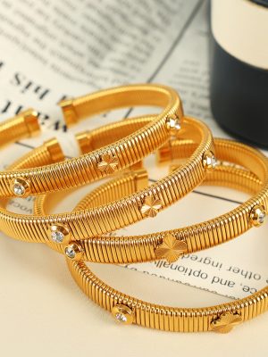 Simple Bracelet Clover Stainless Steel Snake Bone Stretch Personality Advanced